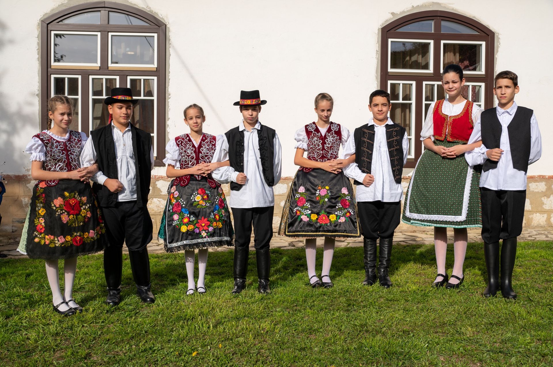 Zombai Hagyományőrző Egyesület táncosai