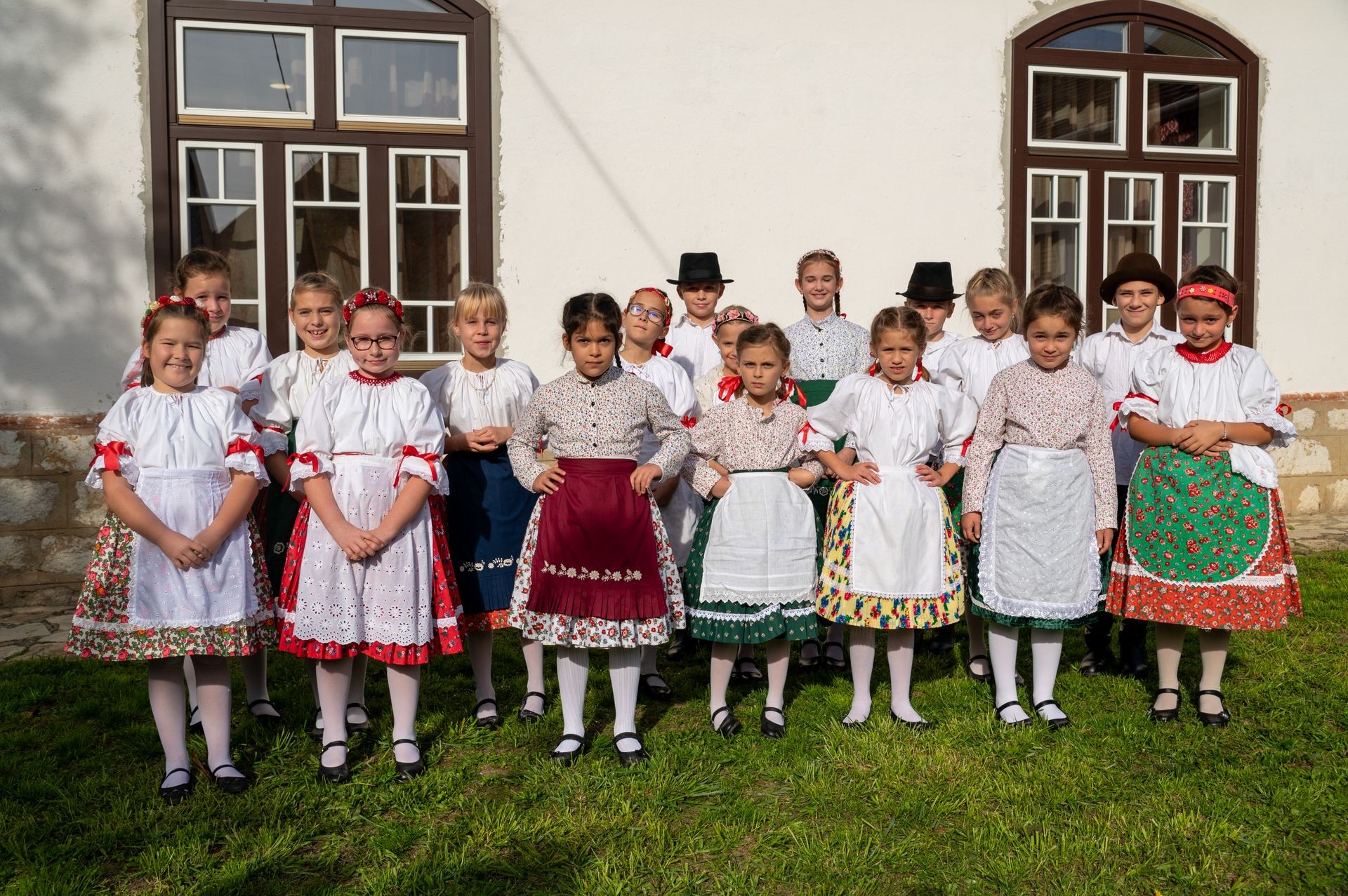 Hosszúhetényi Népi Együttes Gyermekcsoportja